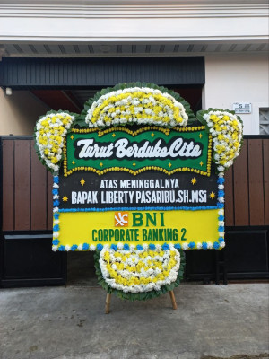 Papan Bunga Duka di Bojong Pandan